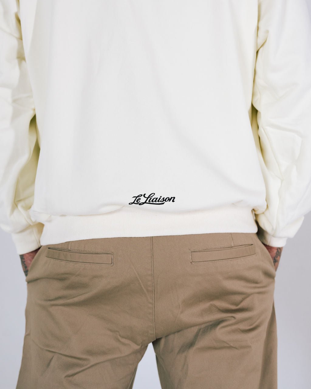 LE LIAISON ESSENTIAL HOODIE (CREAM)